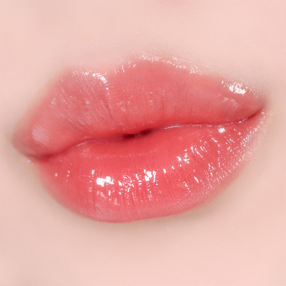 Unpa Bubi Bubi Stay Blooming Tint For Lip Cheek Multifunctional Lip Tint – A high-shine, dewy tint for lips and cheeks, formulated with nourishing Acai Berry Extract. Available in Hydrangea Coral and Paeonia Pink shades.