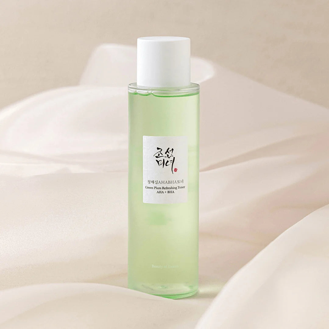 Beauty of Joseon Green Plum Refreshing Toner AHA+BHA, 150ml, made with 25% plum water and 2% mung bean extract to exfoliate, hydrate, and improve skin texture