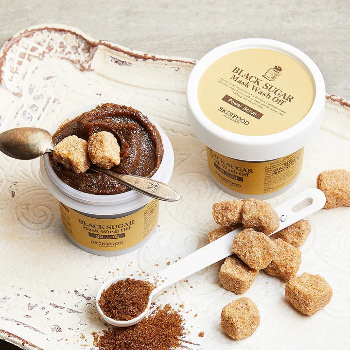 Skinfood Black Sugar Mask Wash Off – 120g exfoliating mask made with organic black sugar granules, Macadamia Seed Oil, and Shea Butter to hydrate, exfoliate, and smooth the skin.