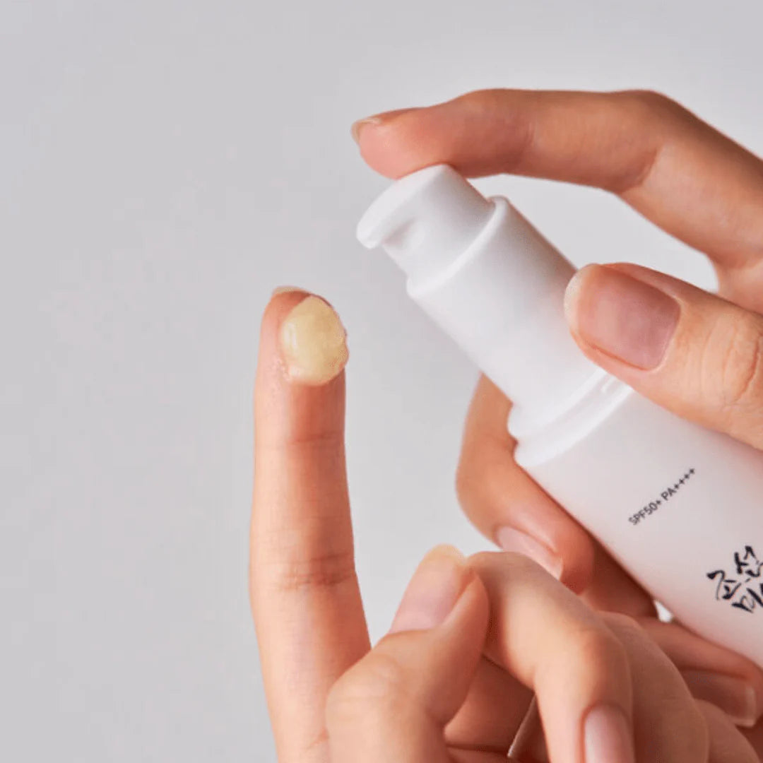Beauty of Joseon Ginseng Moist Sun Serum, showing its lightweight, moisturizing texture that absorbs quickly with no white cast or greasy feel