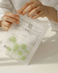 Key ingredients in The Beauty of Joseon Centella Asiatica Calming Mask: 15% Centella Asiatica, three types of hyaluronic acid, Mugwort, Goji Berry, Ginseng, and Green Tea extracts, working together to calm, hydrate, and protect the skin
