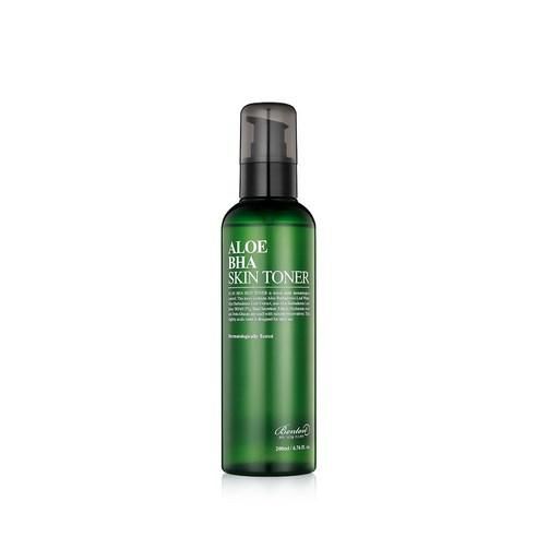 Benton Aloe BHA Skin Toner with 80% Aloe Vera extract and BHA for hydration, soothing, and gentle exfoliation in a 200ml bottle