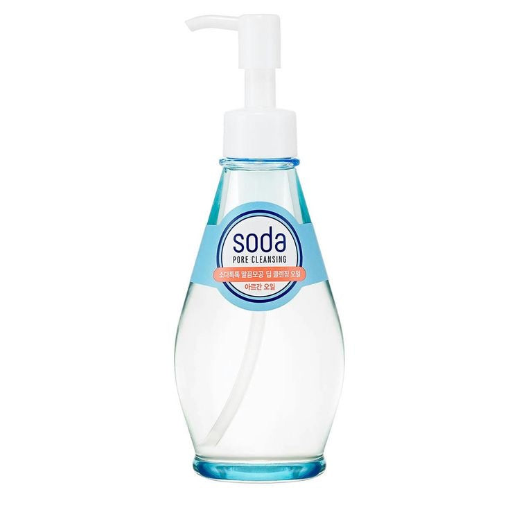 Holika Holika Soda Pore Deep Cleansing Oil, an oil-based makeup remover with witch hazel and tea tree oil, designed to cleanse and hydrate while reducing irritation