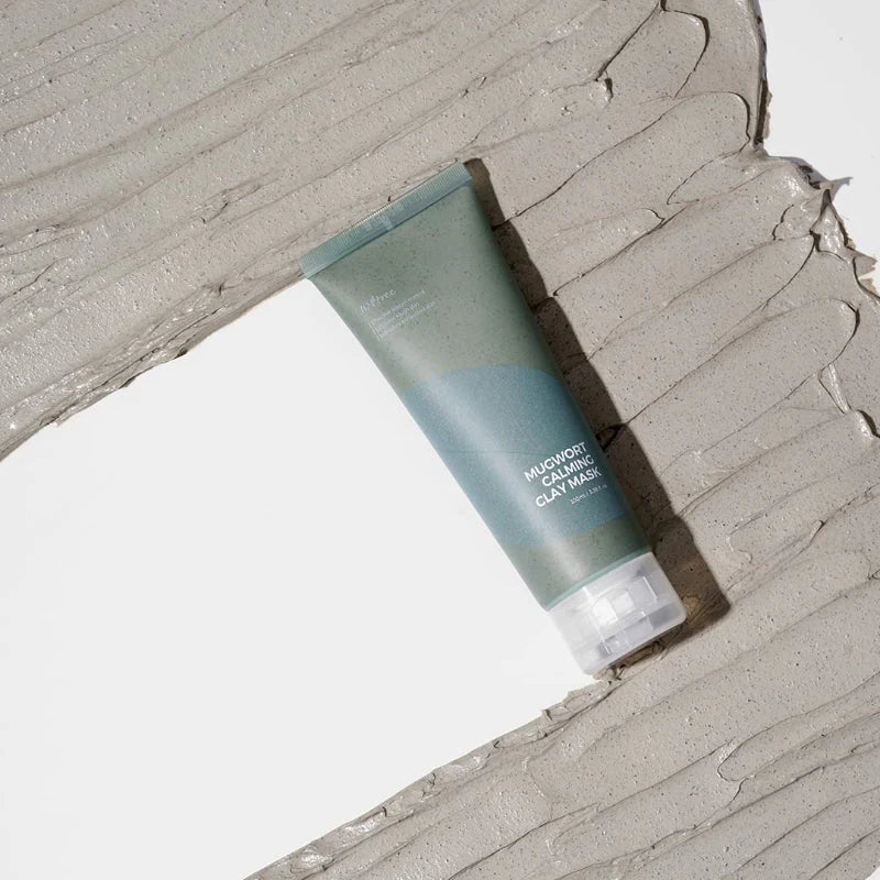 Close-up of Isntree Real Mugwort Clay Mask's smooth, thick texture, ideal for exfoliating and purifying skin