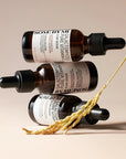 Some By Mi Galactomyces Pure Vitamin C Glow Serum – Key ingredients like Galactomyces, Vitamin C, and Niacinamide help brighten and smooth skin while reducing pigmentation.