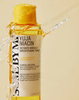Some By Mi Yuja Niacin Brightening Toner – Toner enriched with 90% Yuja extract, Niacinamide, and Glutathione to brighten, even skin tone, and hydrate the skin for a healthy glow.