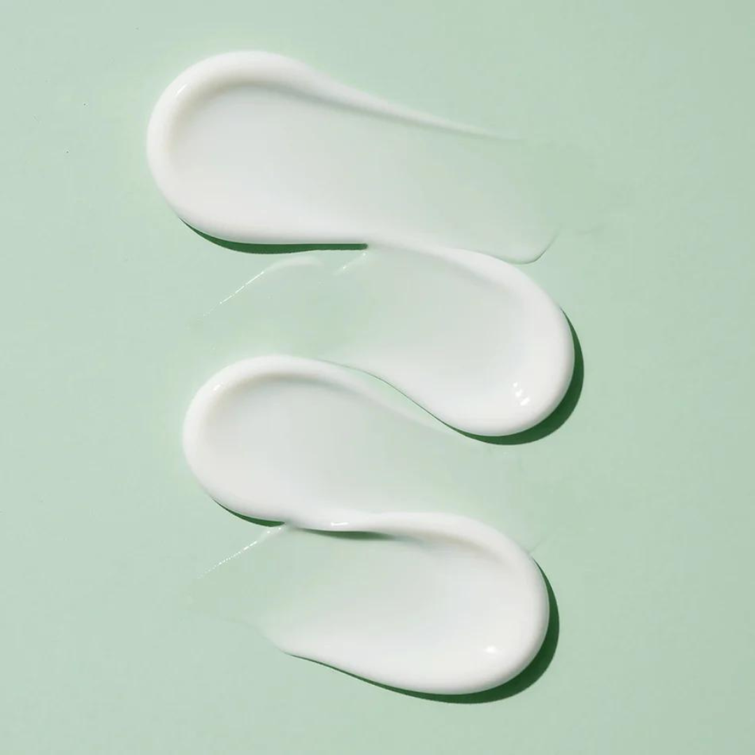 Close-up of Mixsoon Centella Sun Cream’s smooth, serum-like texture – Lightweight and fast-absorbing for a refreshing finish that hydrates and protects the skin.