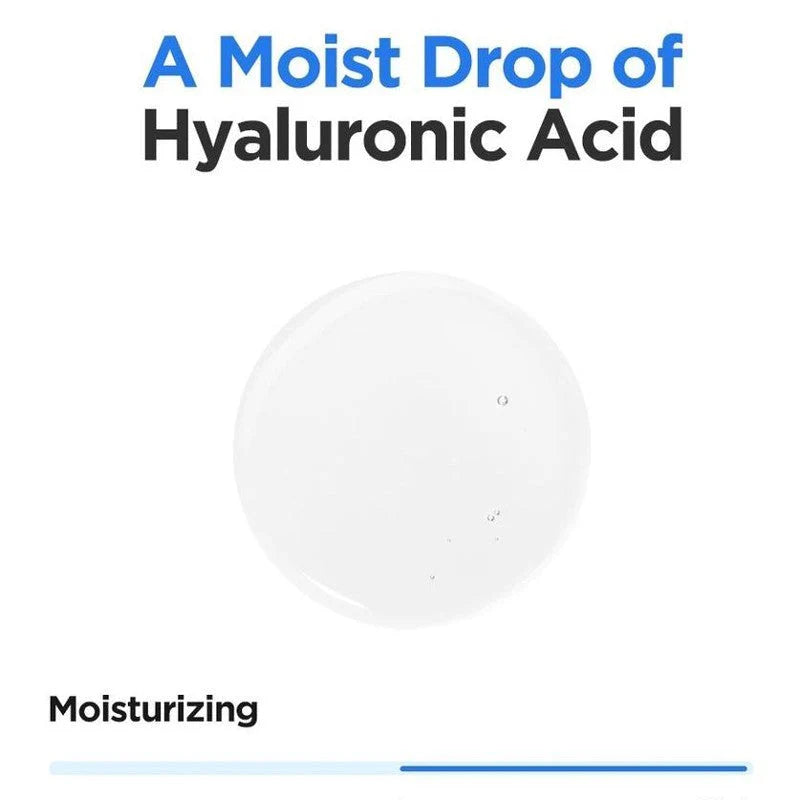 Lightweight, water-based texture of Isntree Hyaluronic Acid Toner – a hydrating formula that balances skin’s moisture and leaves it smooth