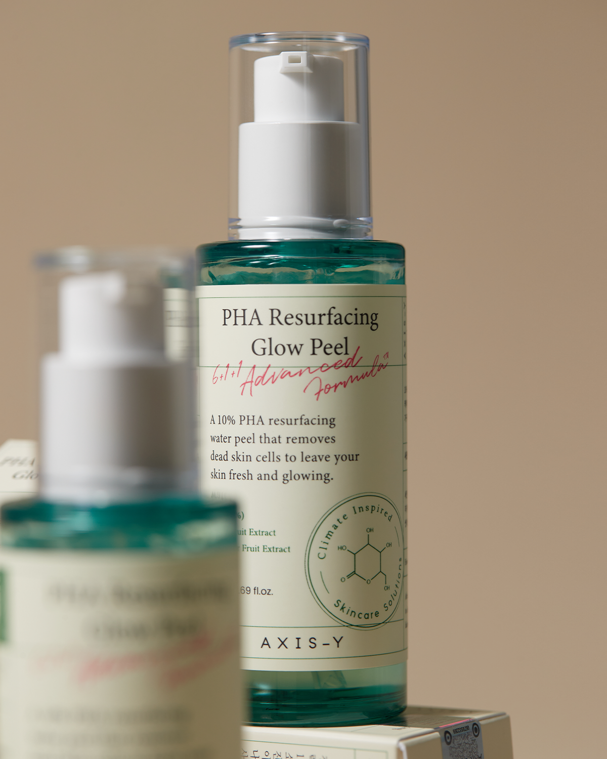 Key ingredients in AXIS-Y PHA Resurfacing Glow Peel: 10% PHA for gentle exfoliation, cucumber and centella asiatica for soothing, and green papaya and green plum for brightening and evening skin tone