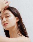 Unpa Lacto Cica Barrier Cream – Demonstrating how the cream is massaged into the skin, leaving it feeling calm and protected, perfect for sensitive or irritated skin.