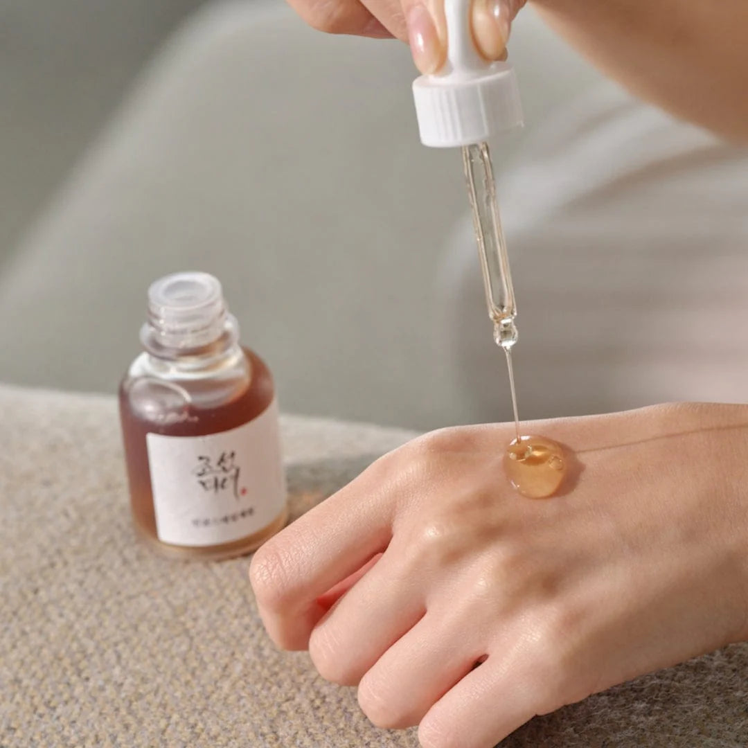 Beauty of Joseon Revive Serum Ginseng + Snail Mucin with a lightweight, hydrating texture that absorbs easily into the skin for smoothness and elasticity