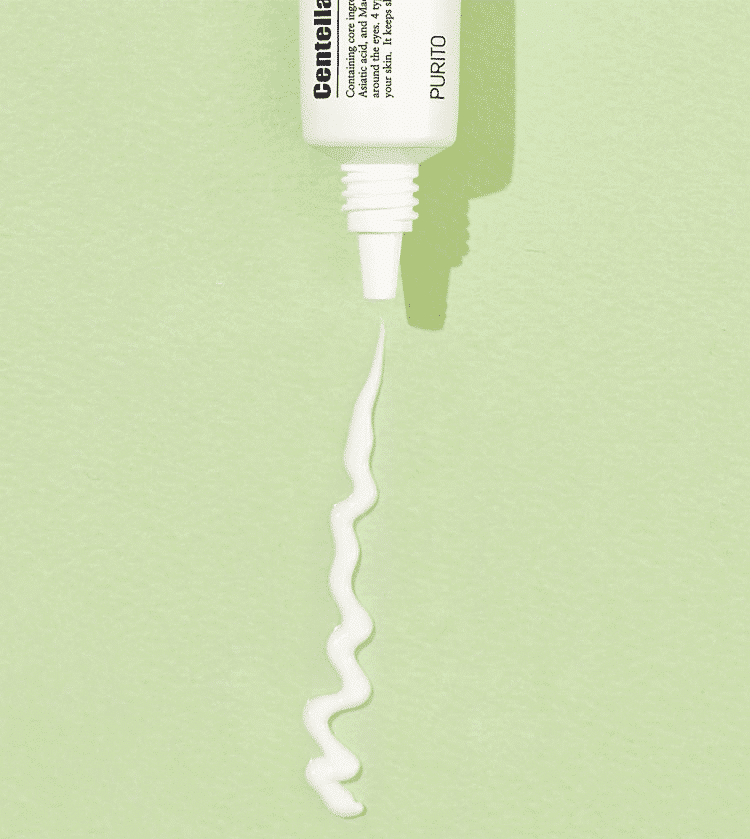 Close-up of Purito Centella Green Level Eye Cream texture – Smooth, creamy consistency designed to hydrate and nourish the under-eye area