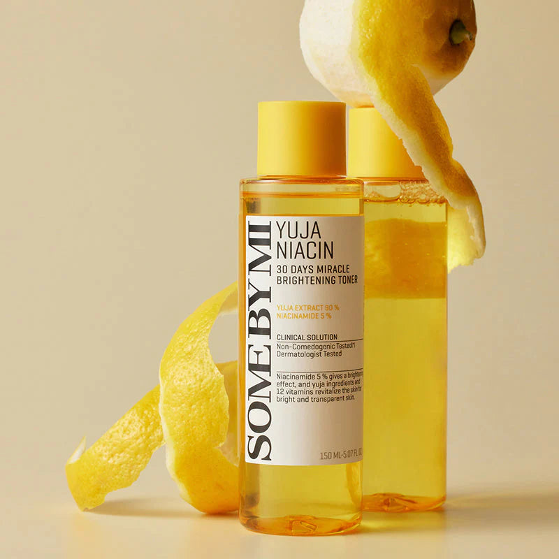 Some By Mi Yuja Niacin Brightening Toner – Focus on key ingredients like Yuja extract, Niacinamide, and Glutathione that help with brightening, even skin tone, and skin hydration.
