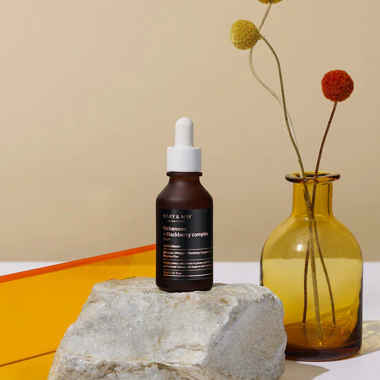 Mary & May Idebenone Blackberry Complex Serum – A 30ml bottle of powerful anti-aging serum formulated with Idebenone and Blackberry Complex to protect and rejuvenate the skin while reducing signs of aging.