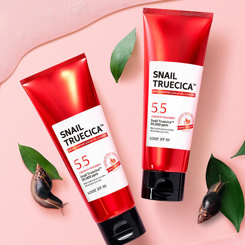 Some By Mi Snail Truecica Miracle Repair Low pH Gel Cleanser – Key ingredients like amino acids, ceramide, and black snail extract to strengthen, hydrate, and repair the skin barrier.