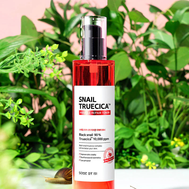 Some By Mi Snail Truecica Miracle Repair Toner – A soothing toner with snail extract and niacinamide that brightens, strengthens, and repairs sensitive skin, leaving it soft and glowing.