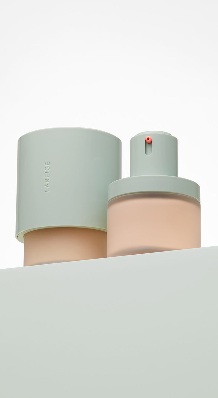 Laneige Neo Foundation Matte – Lightweight, full-coverage foundation with a natural matte finish that lasts up to 48 hours. Available in shades