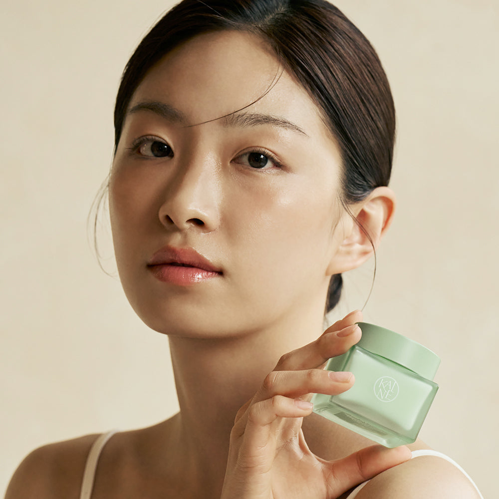Kaine Green Calm Aqua Cream - water-based moisturizer for soothing sensitive skin, reducing redness, and strengthening the skin barrier