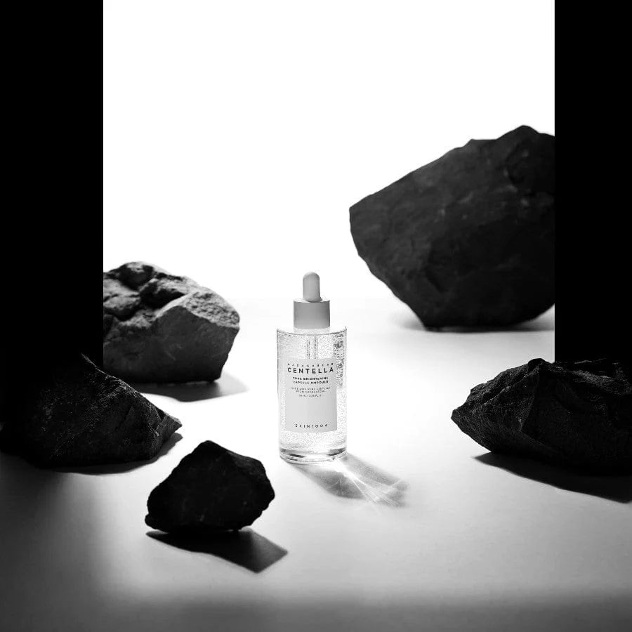 Skin1004 Centella Ampoule Tone Brightening Capsule Ampoule 50ml – Lightweight ampoule to fade dark spots and brighten skin.