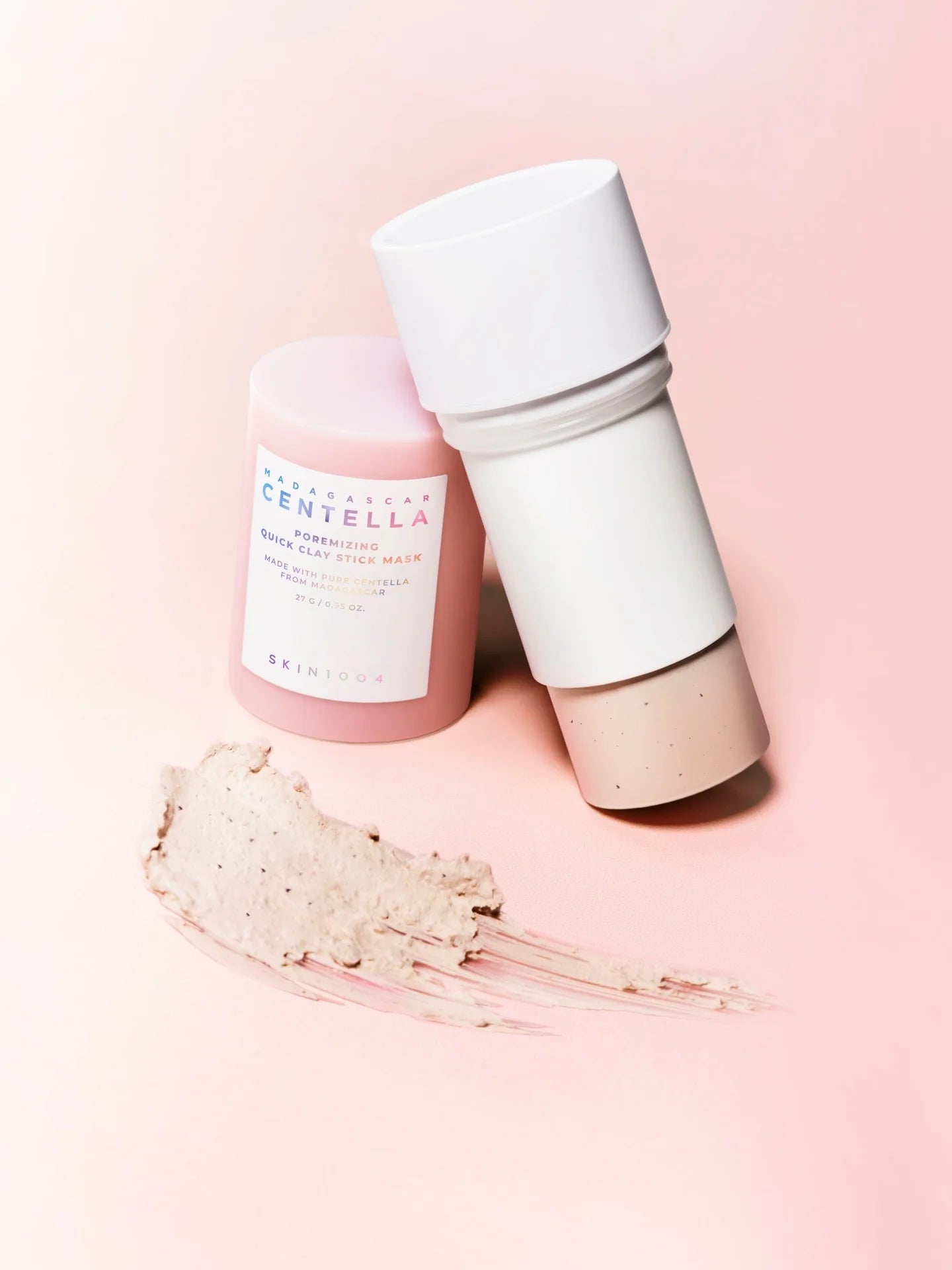 Close-up of SKIN1004 Madagascar Centella Poremizing Quick Clay Stick Mask – Smooth, moist clay texture for easy application and removal.