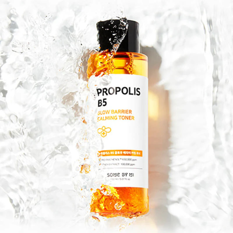 Some By Mi Propolis B5 Glow Barrier Calming Toner – A soothing and moisturizing toner with Propolis Extract, Honey, Royal Jelly, and Centella Asiatica to calm and hydrate the skin.